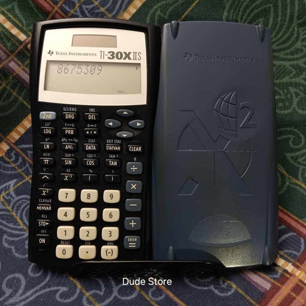 Texas Instruments TI-30X IIS - Solar Scientific Calculator with Cover - Tested